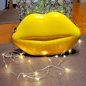 FUN LIPPIE BAG